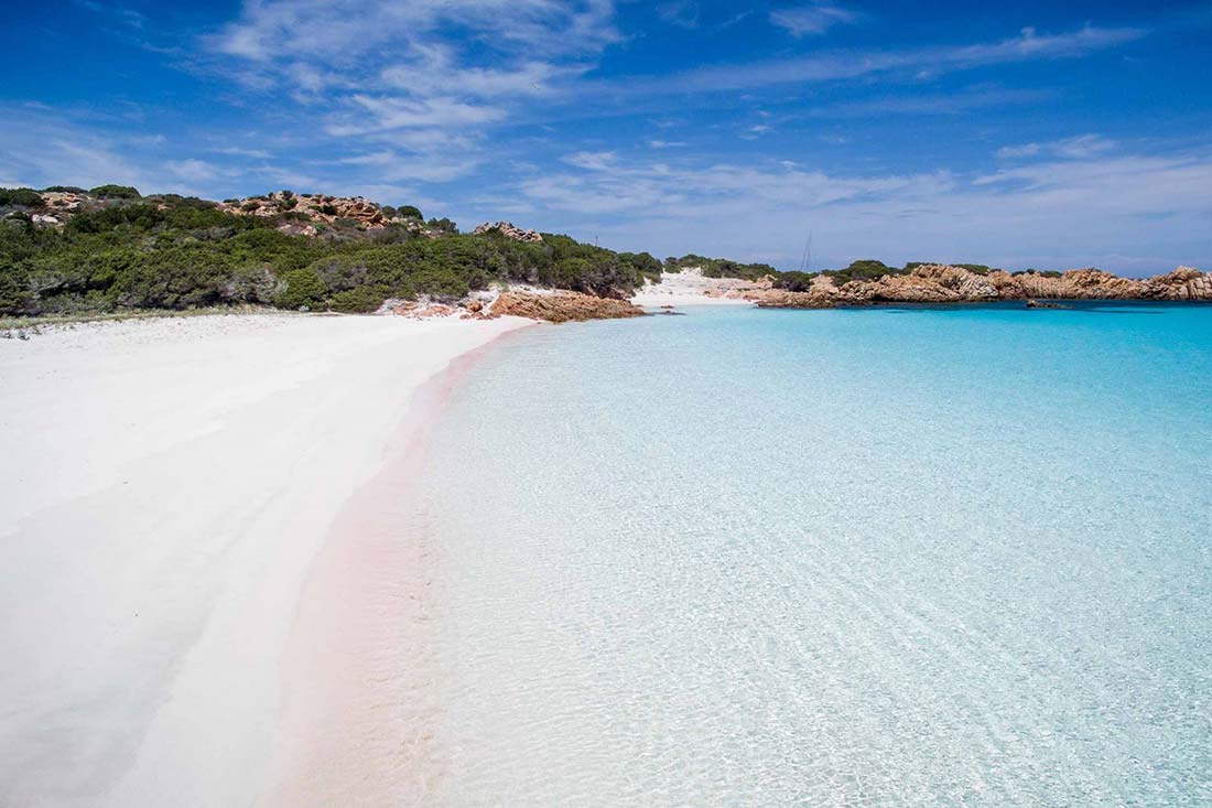 Spiaggia Rossa, la playa rosa de la isla de Budelli en la Maddalena