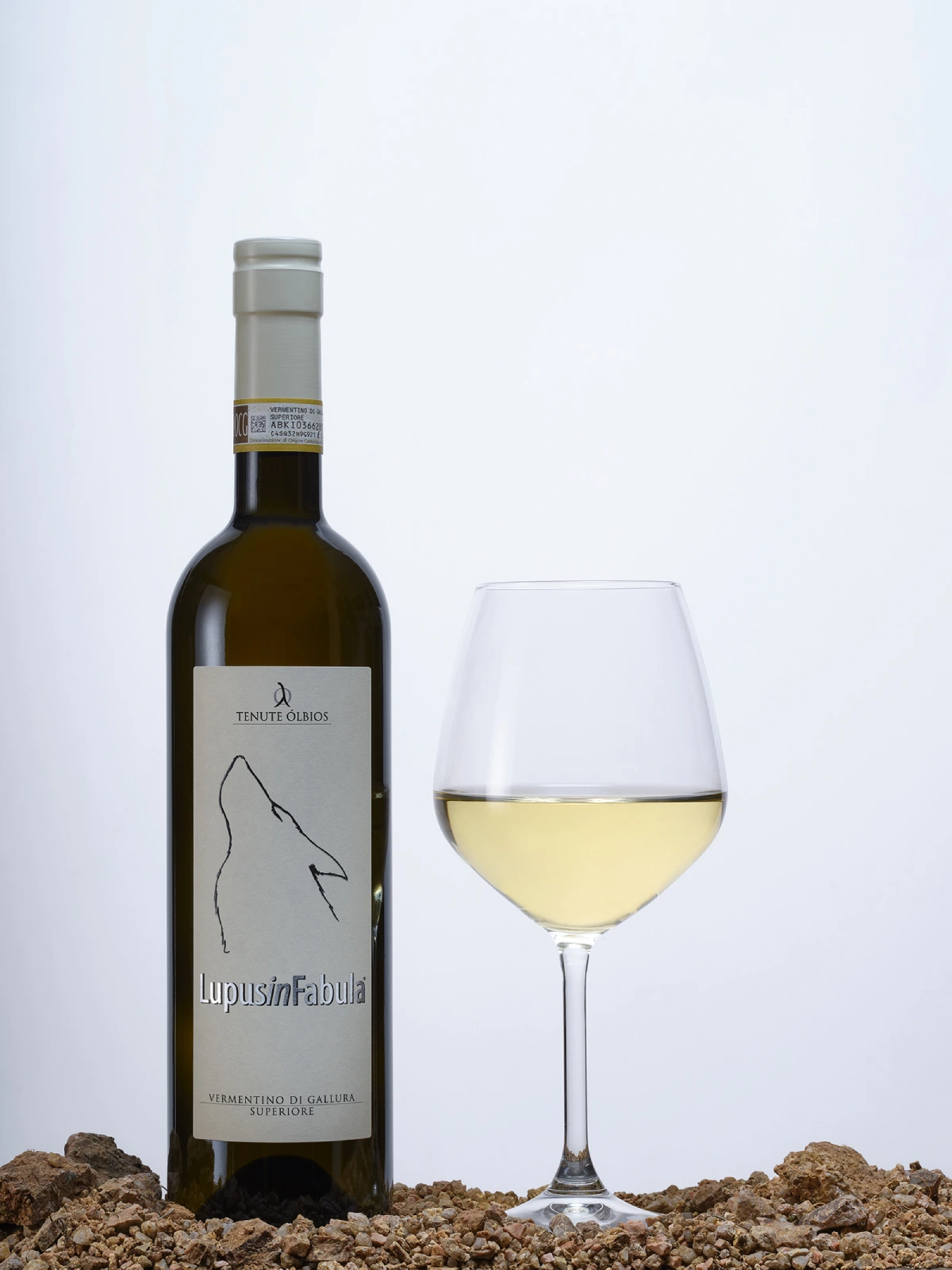 Bodega de vinos sardos Olbios